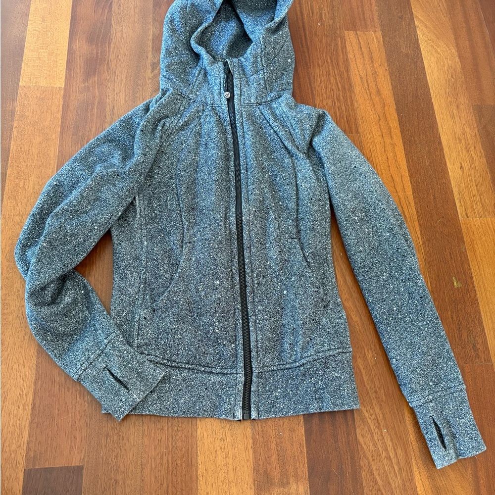 Lululemon Athletica Black and White Jacket Size 2
